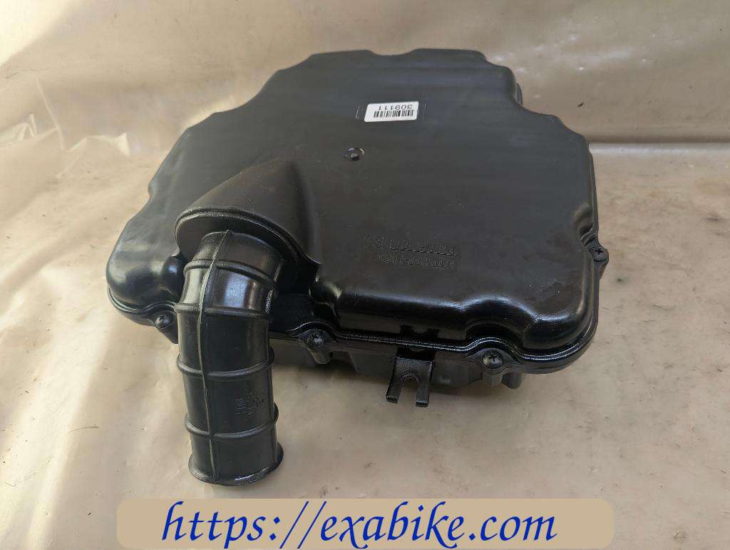 air cleaner box Honda Deauville 650 - photo 2