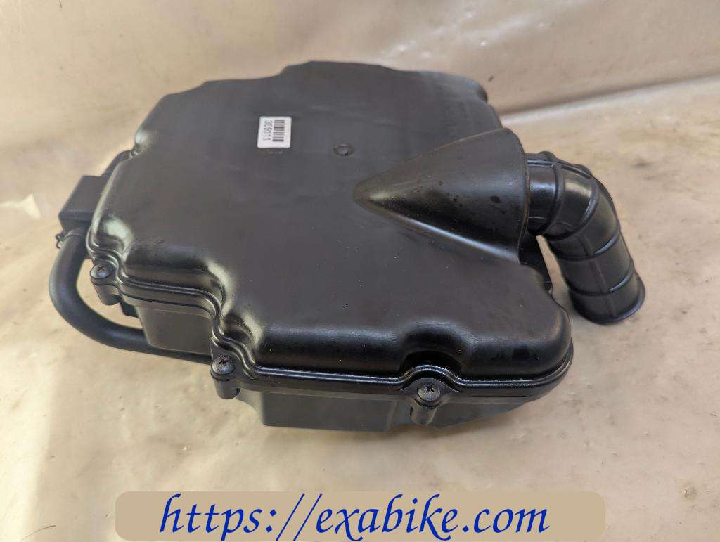 air cleaner box Honda Deauville 650 - photo 4