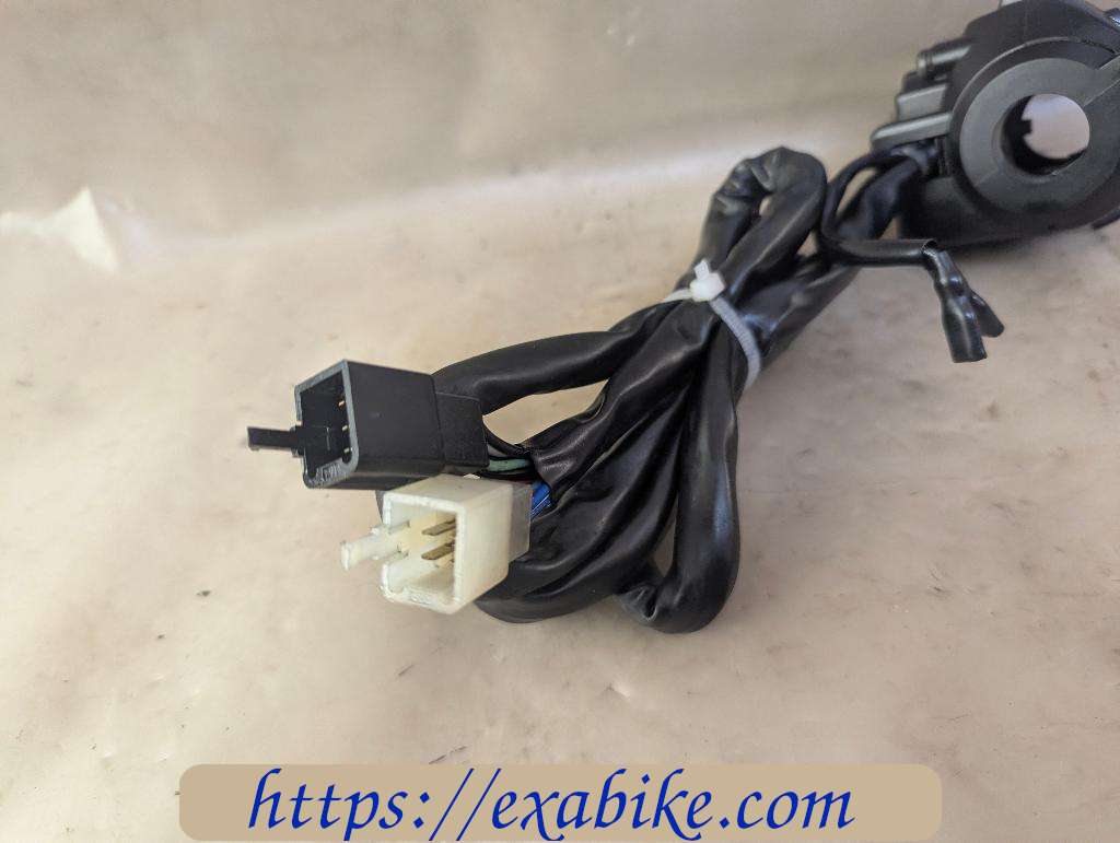 handle switch, left Honda Deauville 650 - photo 2
