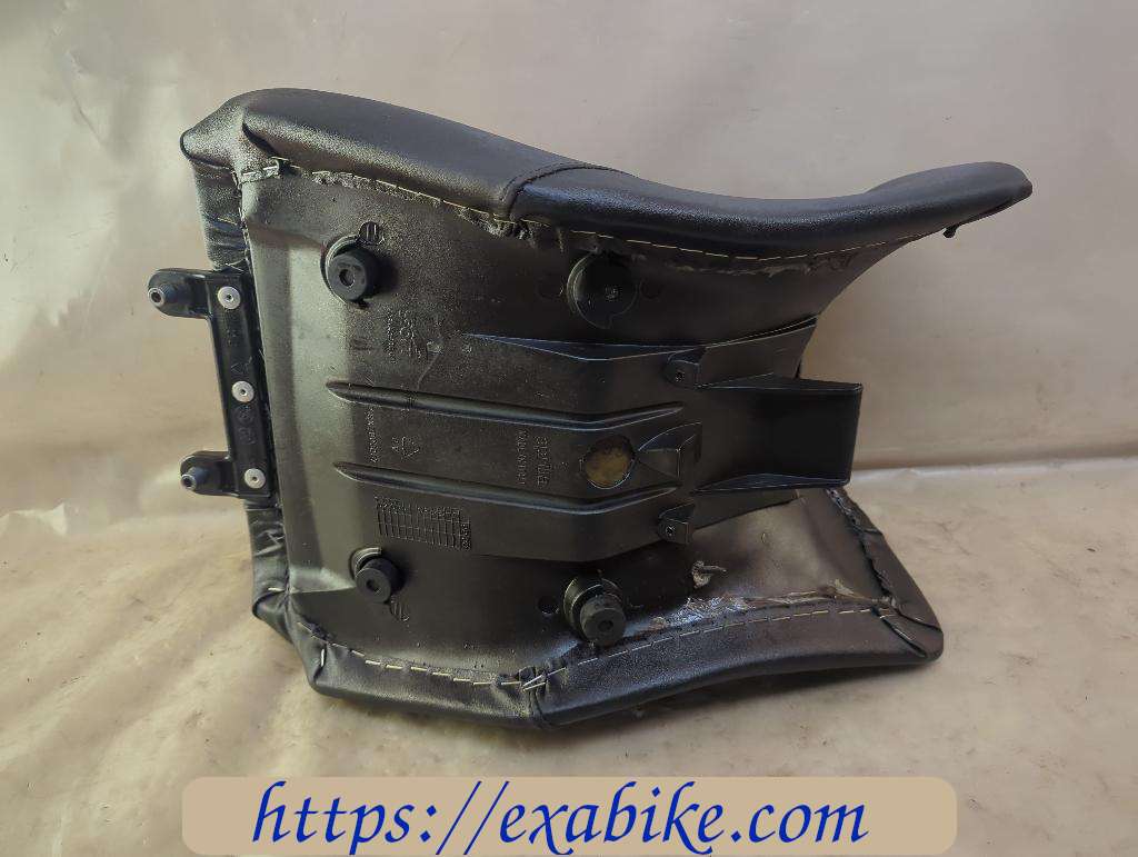 seat, front Aprilia ETV 1000 Caponord - photo 3