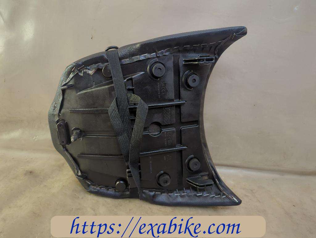 seat, rear Aprilia ETV 1000 Caponord - photo 3