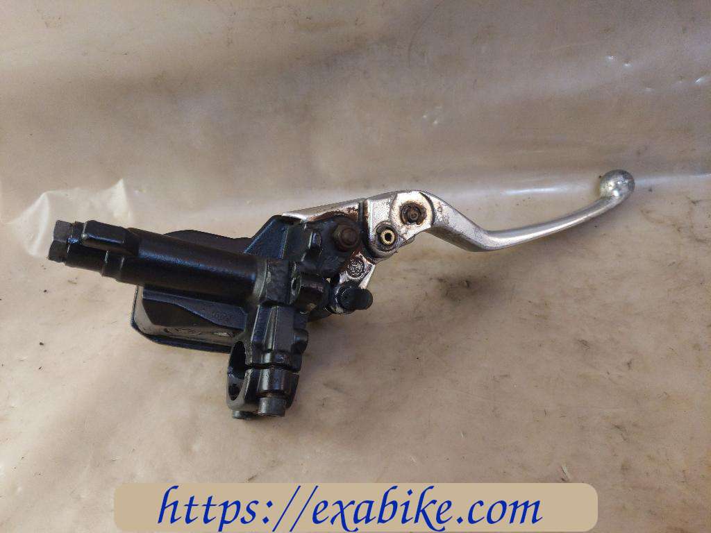 clutch master cylinder Aprilia ETV 1000 Caponord - photo 3