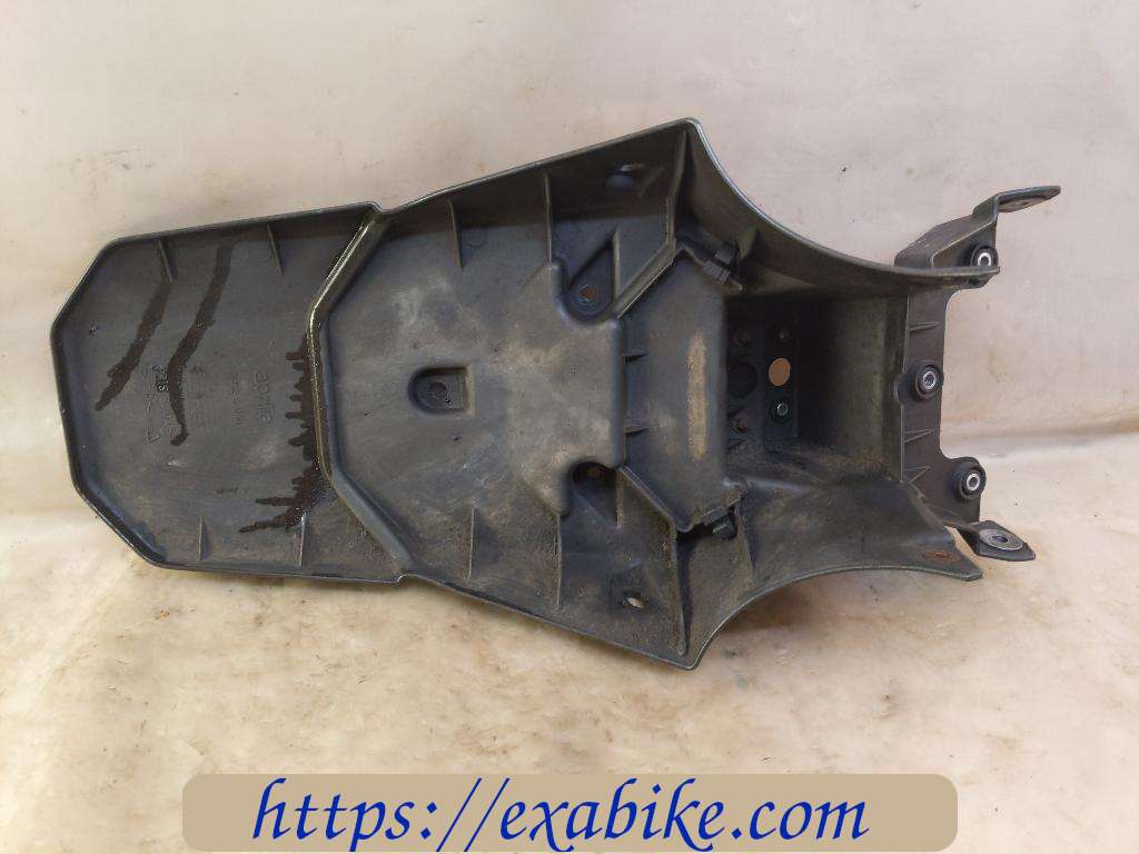 lower fender, rear Aprilia ETV 1000 Caponord - photo 4