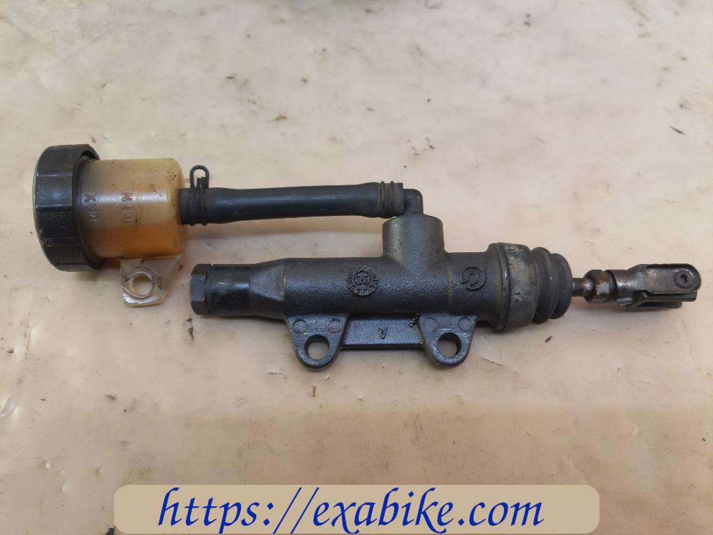rear master cylinder Aprilia ETV 1000 Caponord - photo 1