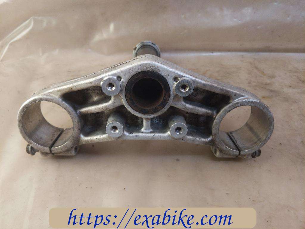 fork lower bracket Aprilia ETV 1000 Caponord - photo 2