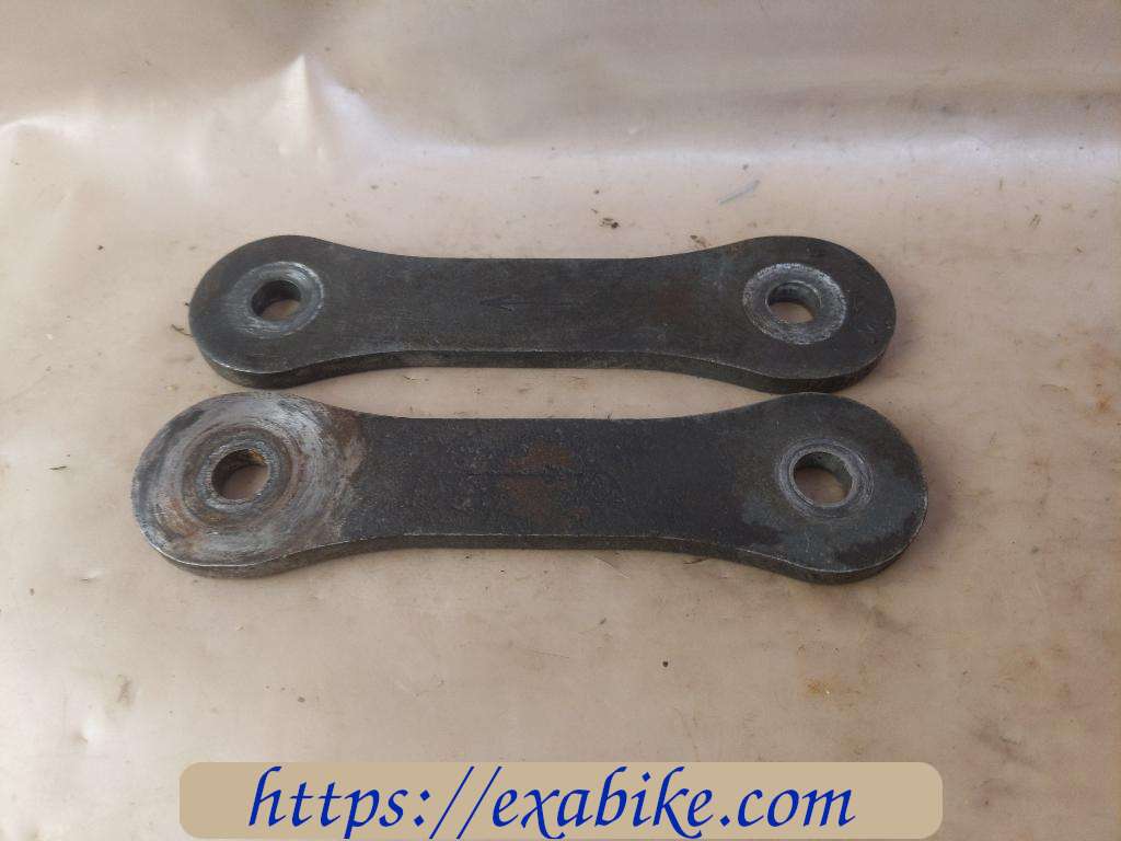 swingarm connecting joint Aprilia ETV 1000 Caponord - photo 1