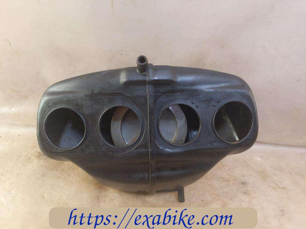 air cleaner box Suzuki GSXF 750 - photo 1