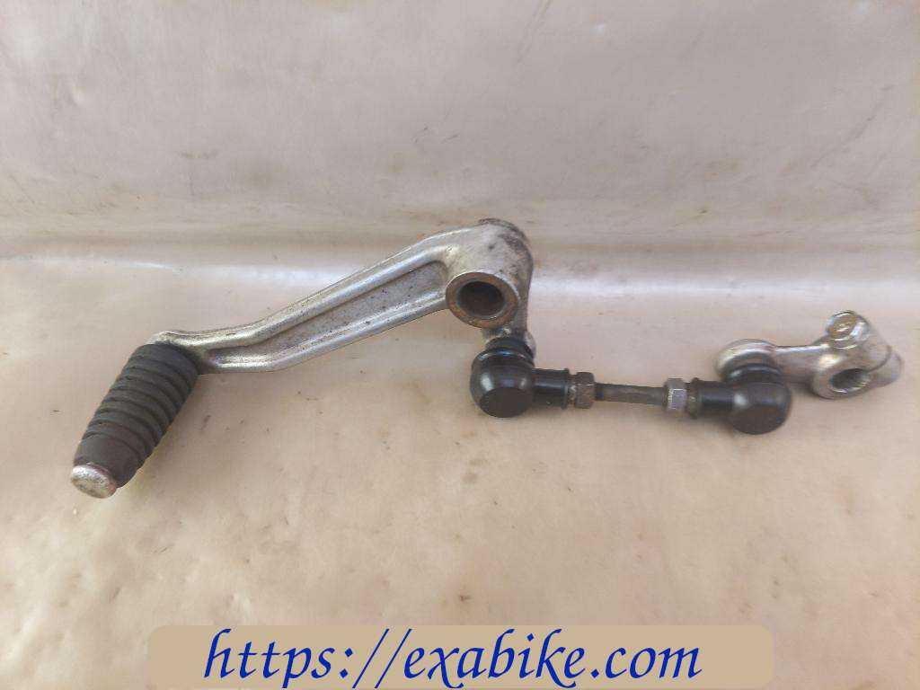 gear change pedal Suzuki GSXF 750 - photo 1