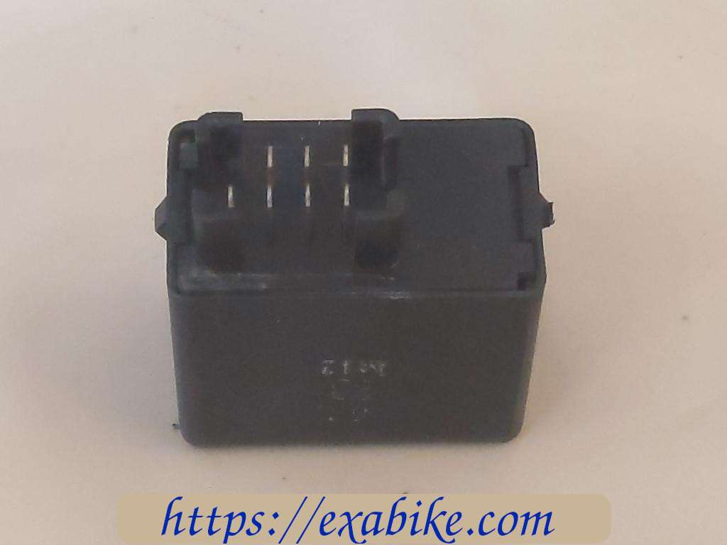 turn signal relay Suzuki GSXF 750 - photo 1