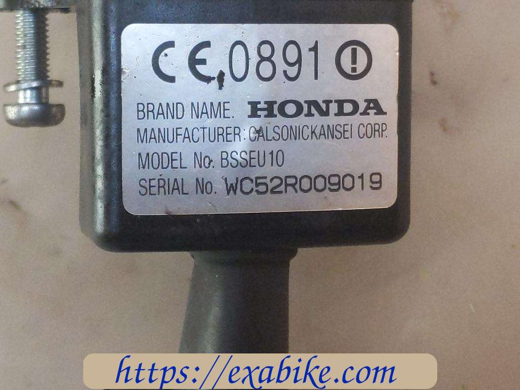 hiss antenna Honda Deauville 650 - photo 3