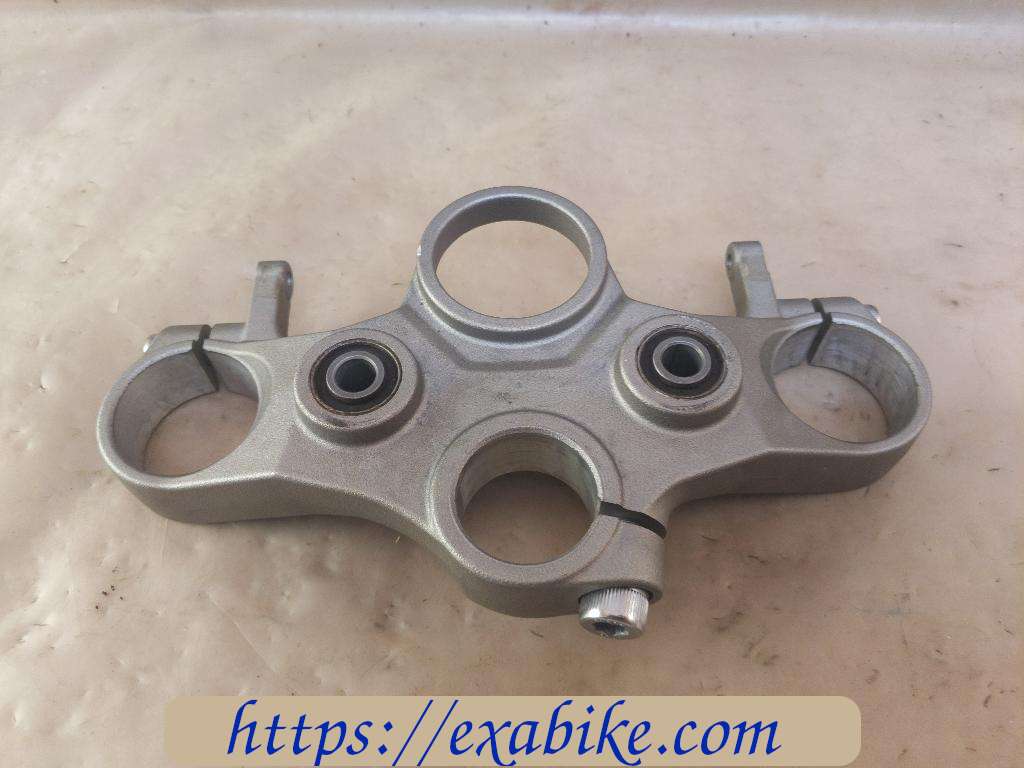 fork bracket, upper Yamaha MT07 - photo 1
