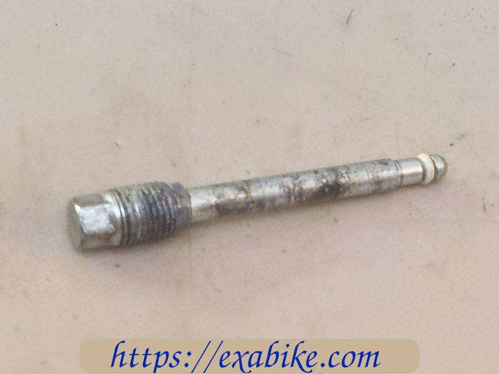 rear brake pads axle Honda CBR 600 RR - photo 1