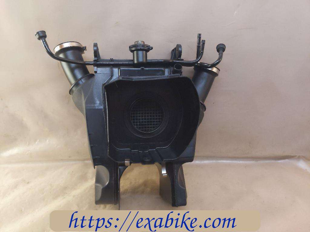 air cleaner box BMW R850GS - photo 3