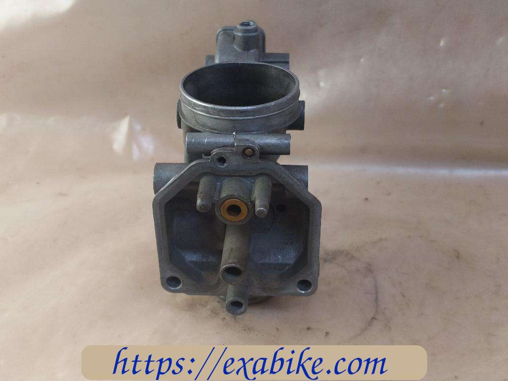 carburetor body, middle right Honda CB650C - photo 4