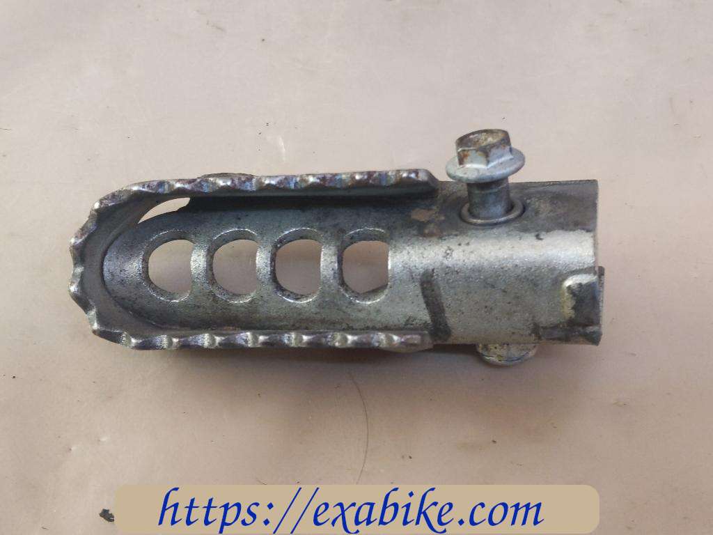 footrest, front left Gilera 50 SMT - photo 1