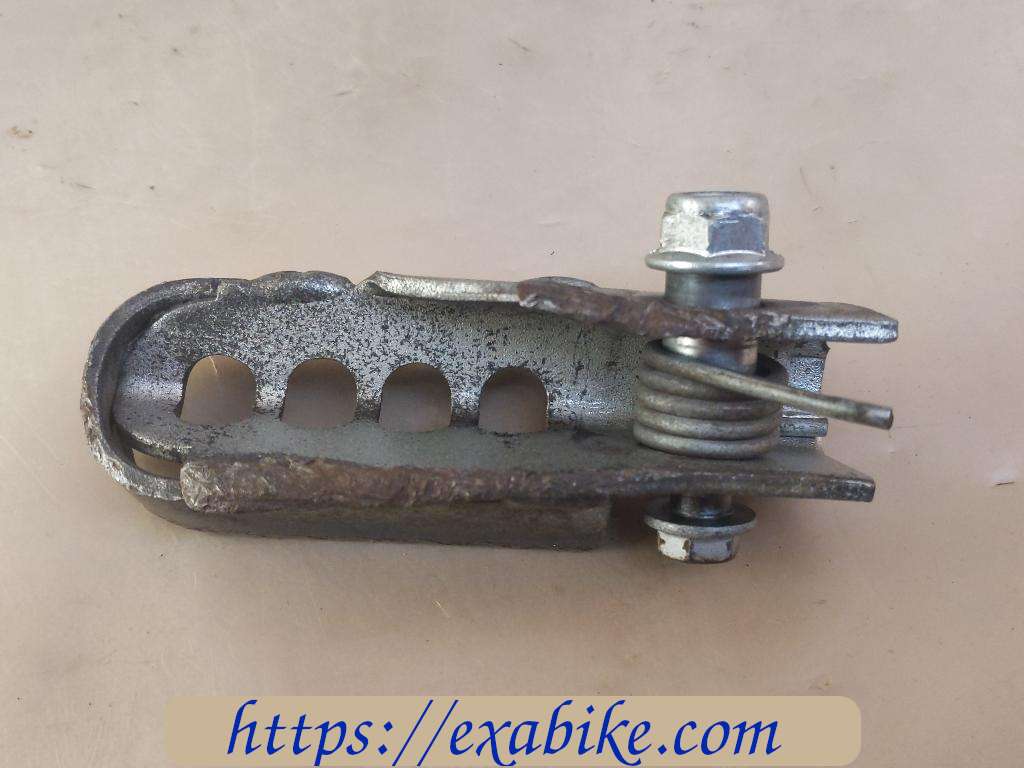 footrest, front left Gilera 50 SMT - photo 2