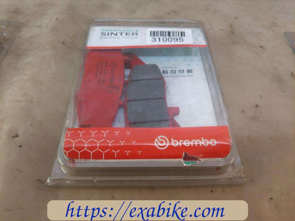 brake pads, front right Kawasaki ER-6 - photo 1