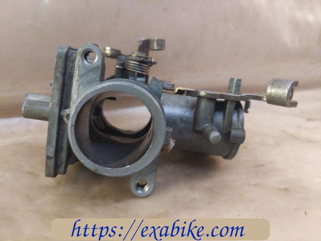 corps de carburateur milieu droit Honda CB 750 Four - photo 5