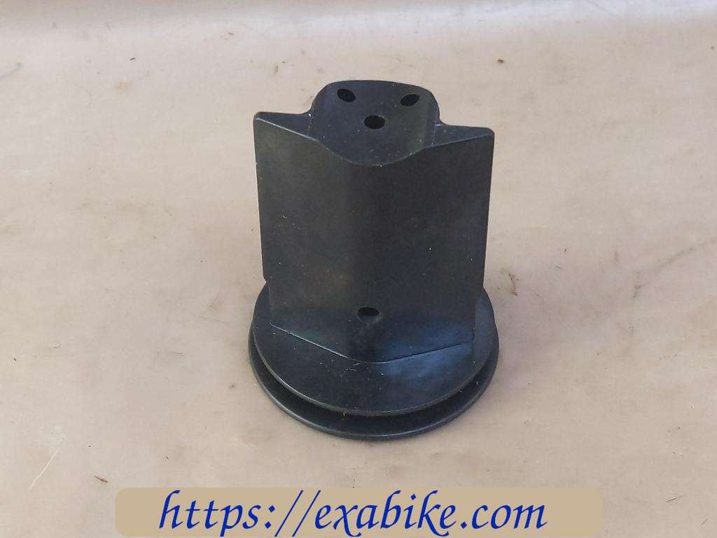 carburetor valve Suzuki GS 500 - photo 2