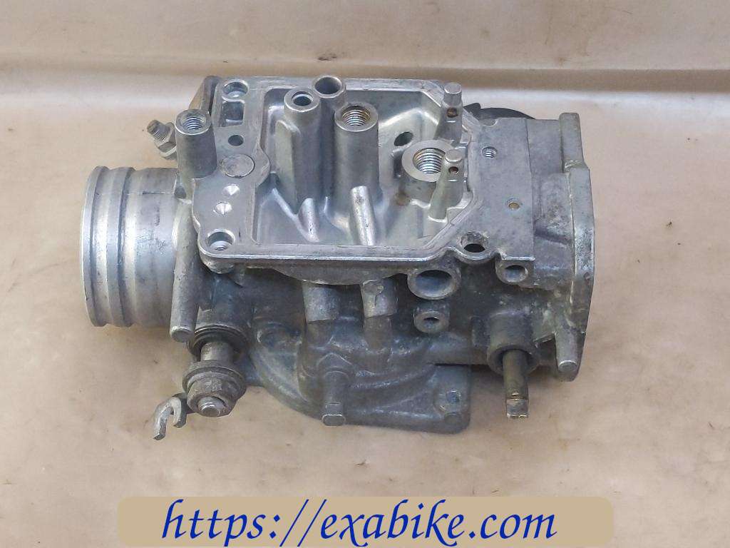 carburetor body Honda GL 1100 Goldwing - photo 2