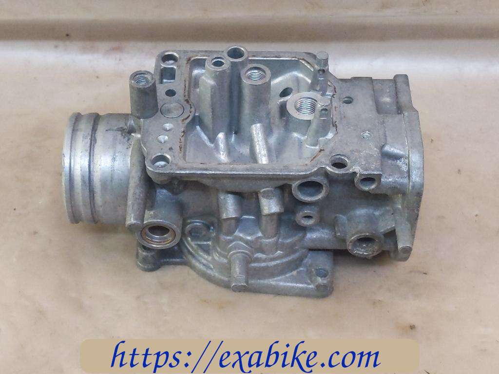 carburetor body Honda GL 1100 Goldwing - photo 2