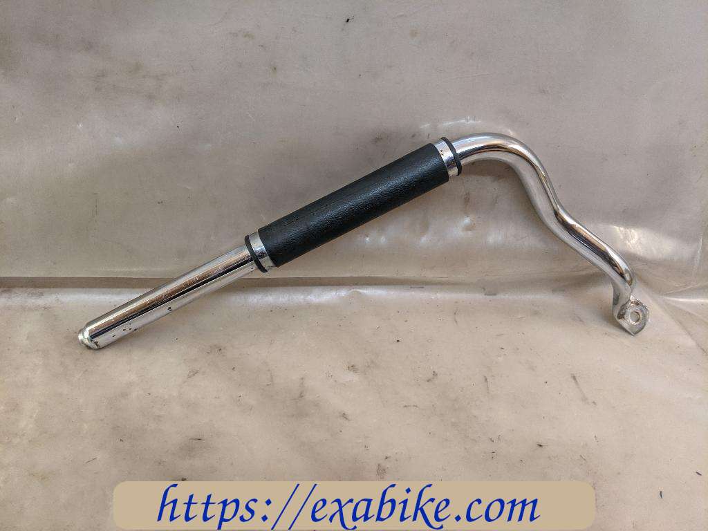rear handle grab, right Yamaha XVZ 1300 Venture - photo 1