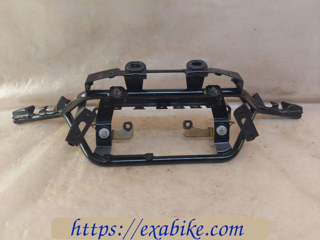 fairing bracket Yamaha XVZ 1300 Venture - photo 1