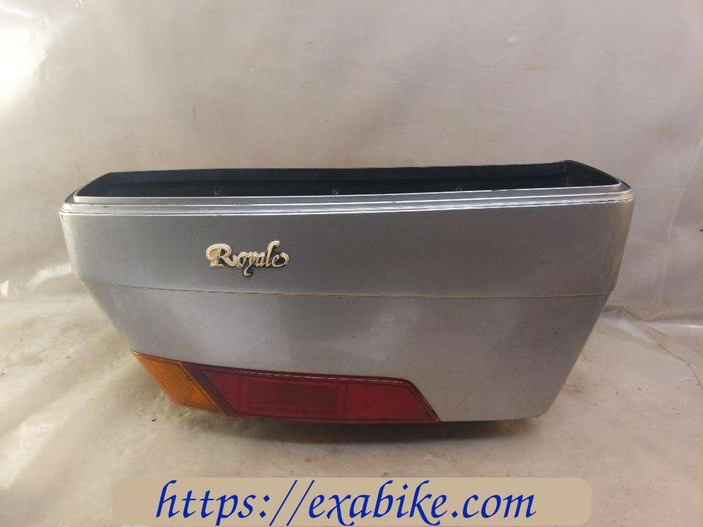 bag, right Yamaha XVZ 1300 Venture - photo 1