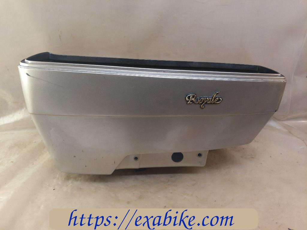 bag, left Yamaha XVZ 1300 Venture - photo 1