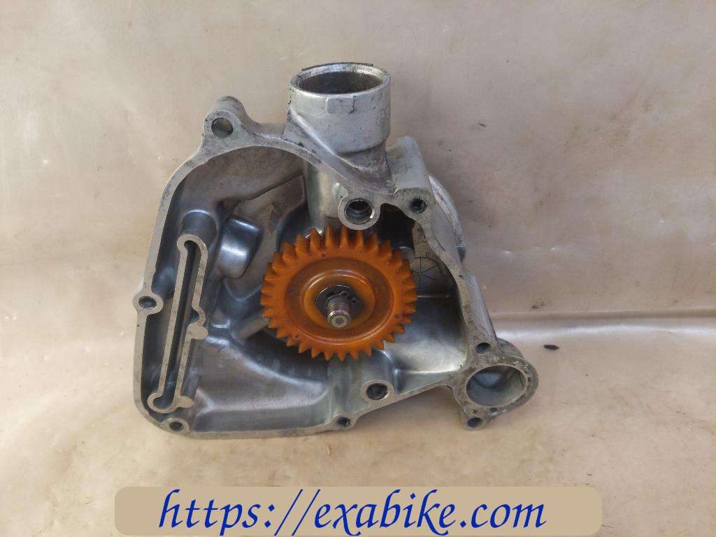 pompe à eau Yamaha XVZ 1300 Venture - photo 3