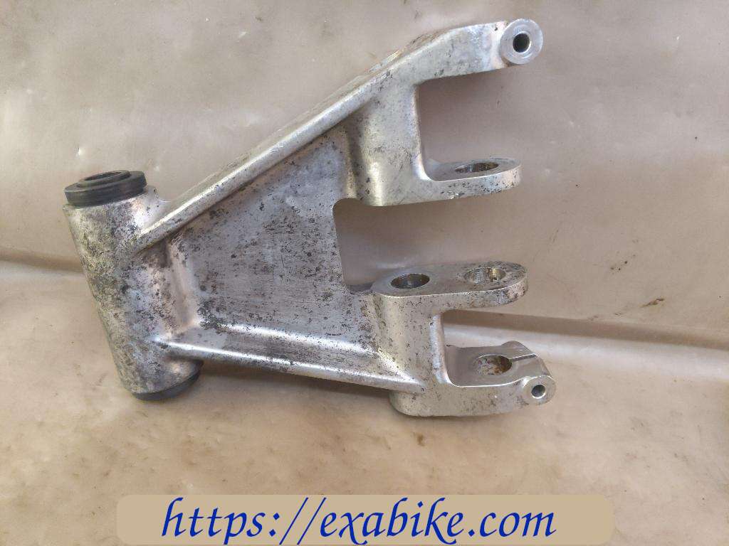 swingarm connecting Yamaha XVZ 1300 Venture - photo 2