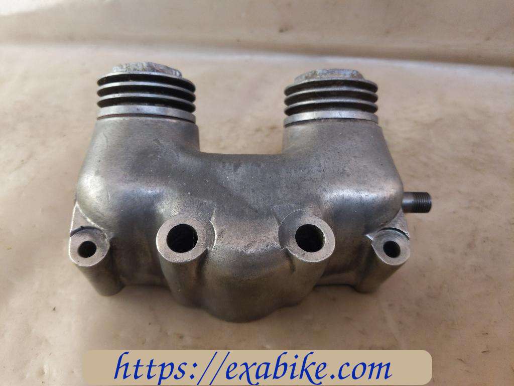 valve rockers case Triumph T120 Bonneville - photo 1