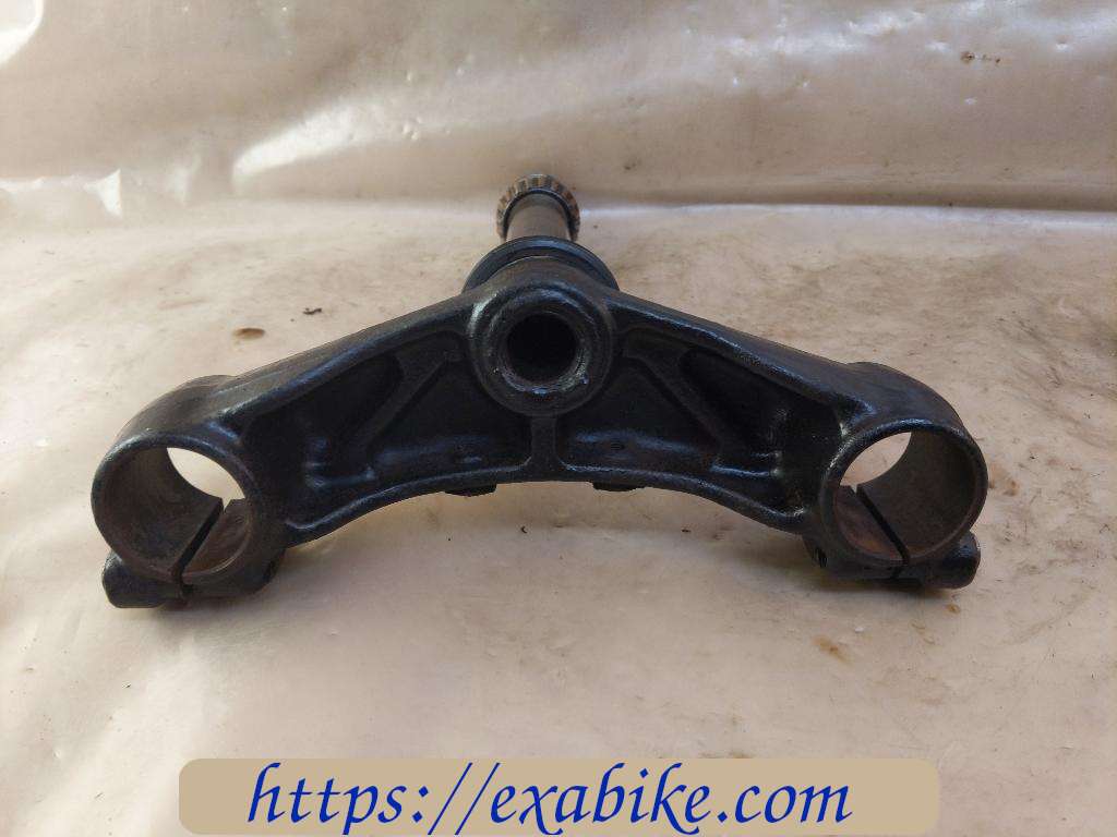 fork bracket, lower Yamaha XVZ 1300 Venture - photo 2