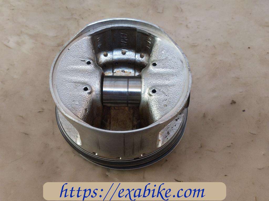 piston Yamaha XVZ 1300 Venture - photo 3
