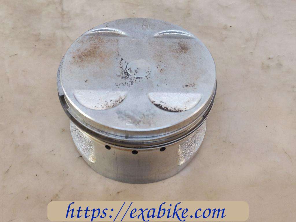 piston Yamaha XVZ 1300 Venture - photo 1