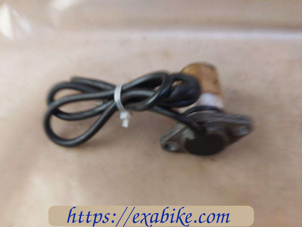 oil pressure switch Yamaha XVZ 1300 Venture - photo 2