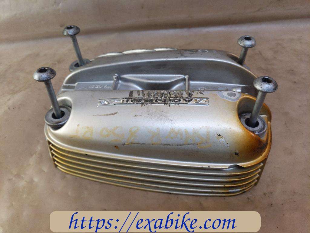 couvre culasse droit BMW R1150GS - photo 3
