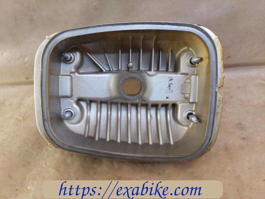 couvre culasse droit BMW R1150GS - photo 4