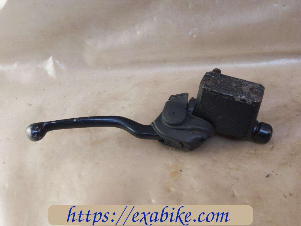front master cylinder Fantic 305 - photo 2