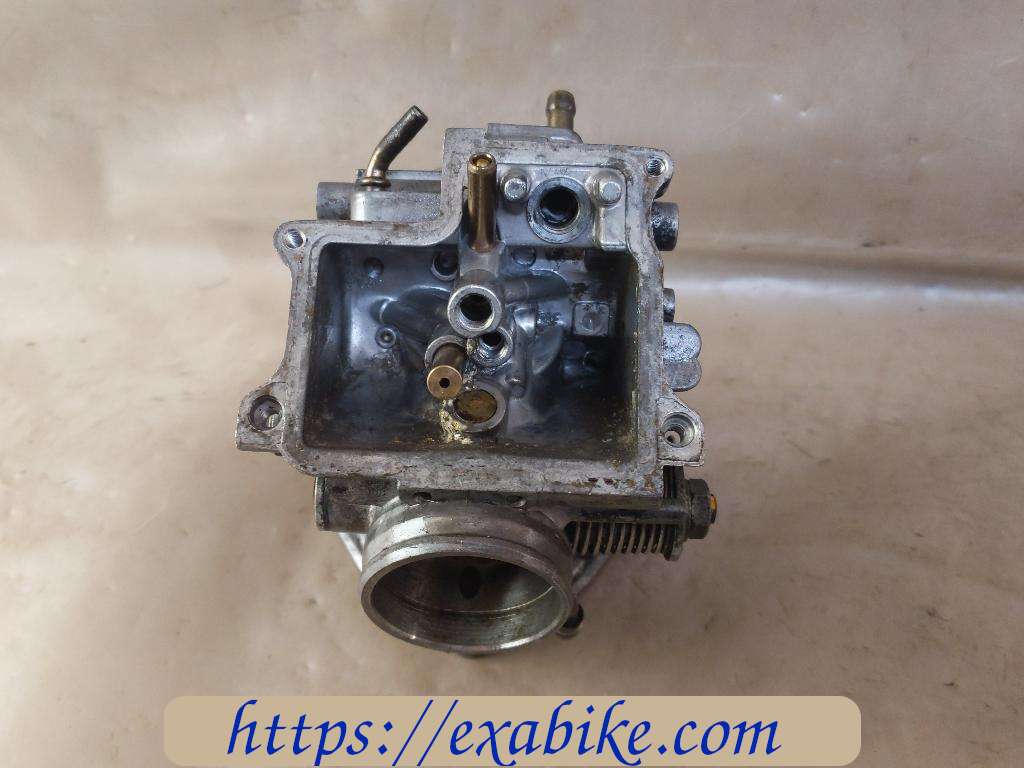 carburetor body, front Honda PC 800 - photo 5