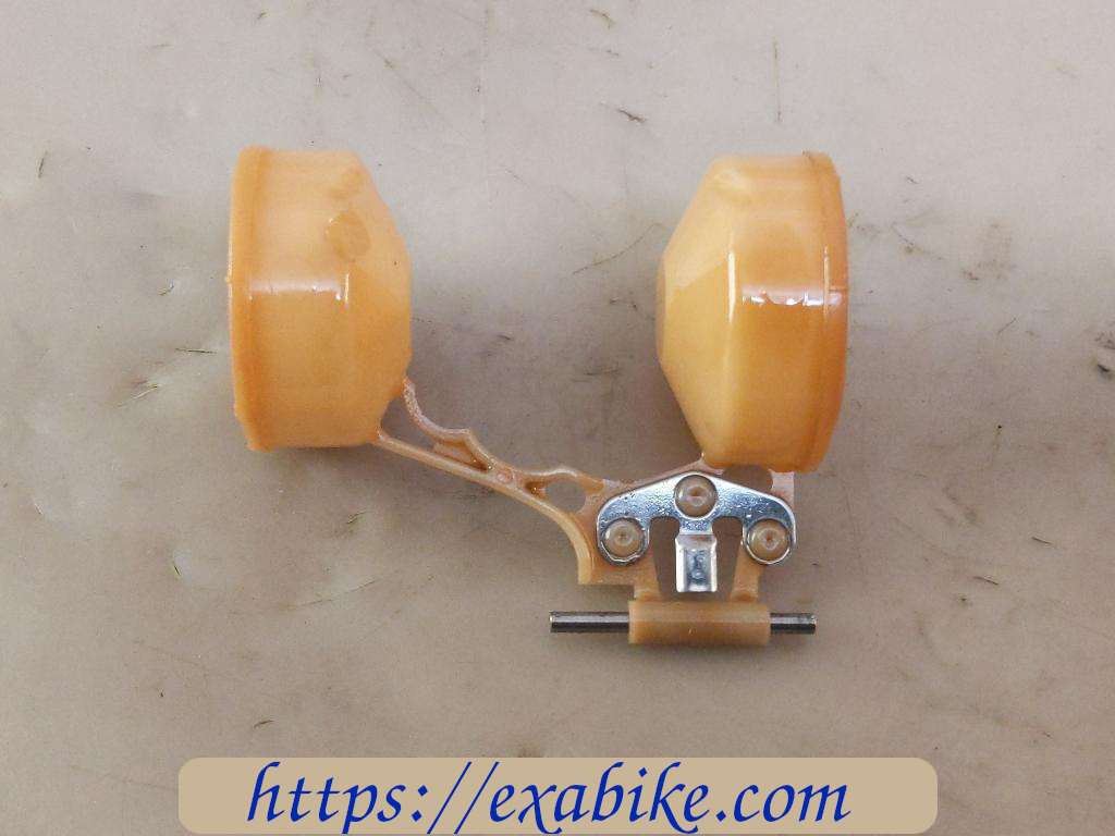 carburetor float Honda PC 800 - photo 2