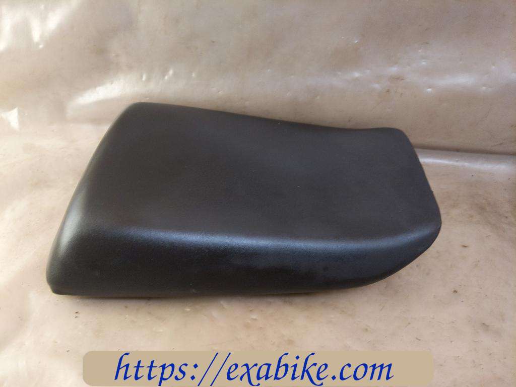 selle arrière Kawasaki ZX7R - photo 2