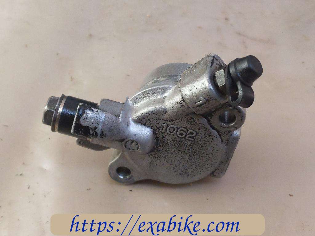 clutch slave cylinder Kawasaki ZX7R - photo 1
