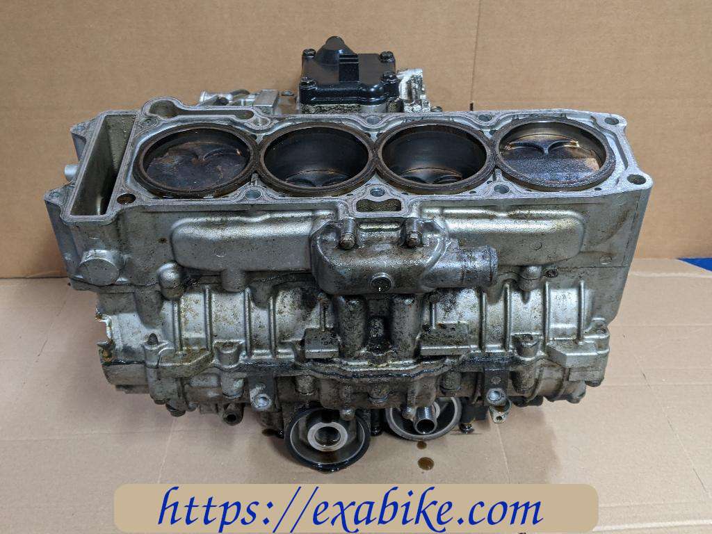 bloc moteur Kawasaki ZX7R - photo 1