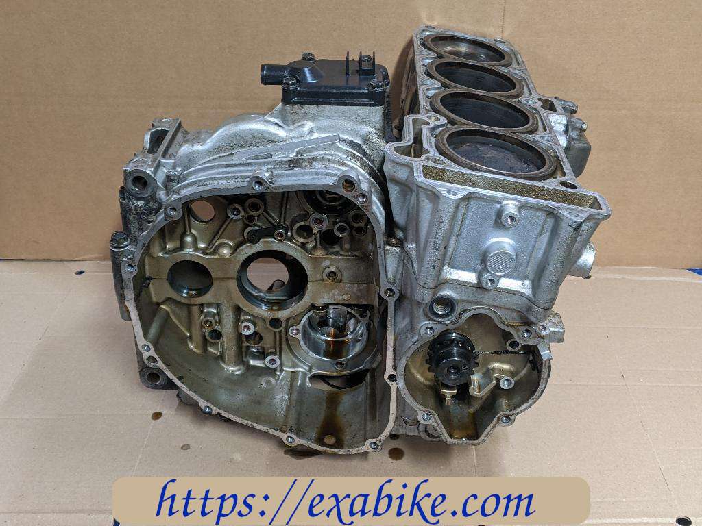 bloc moteur Kawasaki ZX7R - photo 3