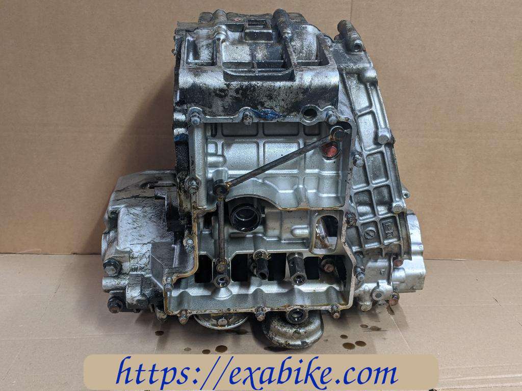 bloc moteur Kawasaki ZX7R - photo 4