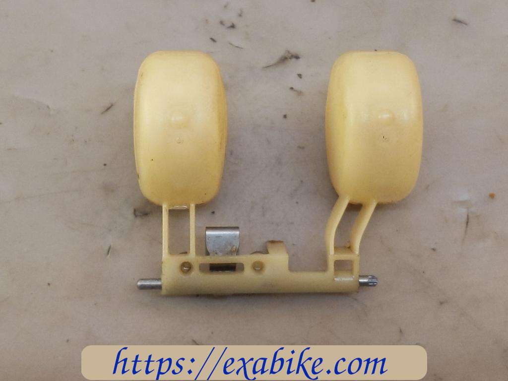 carburetor float Fantic 305 - photo 1