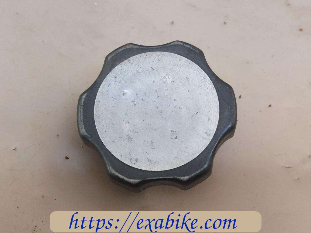 radiator cap Yamaha XVZ 1300 Venture - photo 1