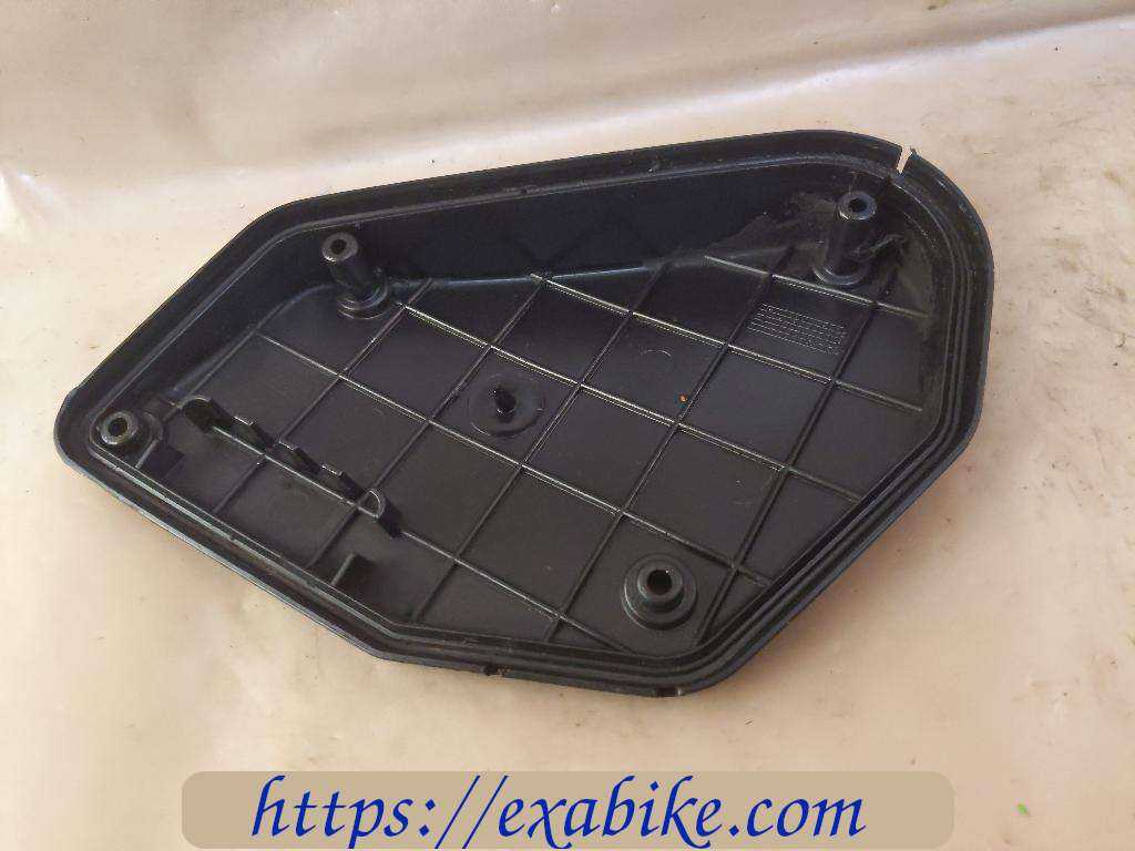 air cleaner box cover Derbi Senda X-Trem - photo 2