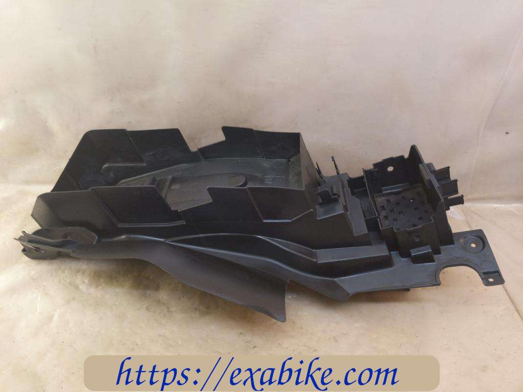 garde-boue arriere Suzuki DL 650 V-Strom - photo 1